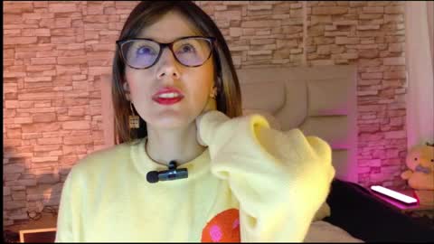 jade white  online show from April 27, 4:27 pm