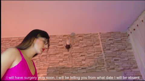 jade white  online show from April 28, 12:21 pm