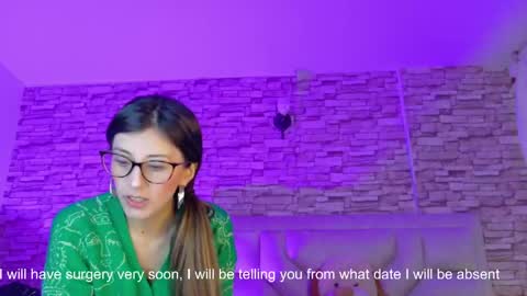 Snapshot of jade_white_ chatting on May 6, 12:32 pm jade white online show from May 6, 12:32 pm