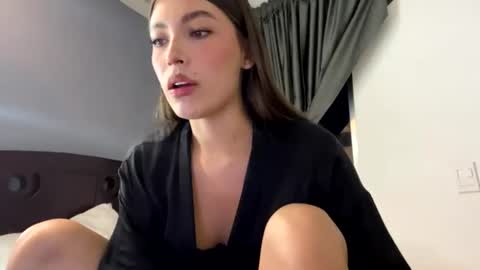 Snapshot of jade_ws chatting on July 6, 12:40 am Jade online show from July 6, 12:40 am