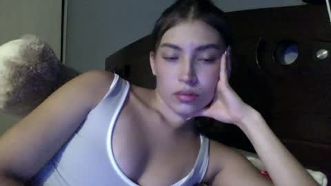 Snapshot of jade_ws chatting on July 18, 12:37 am Jade online show from July 18, 12:37 am