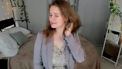 Jade online show from July 31, 7:13 pm