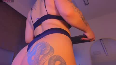 Snapshot of jadee__ chatting on July 19, 3:10 am jadee__ online show from July 19, 3:10 am