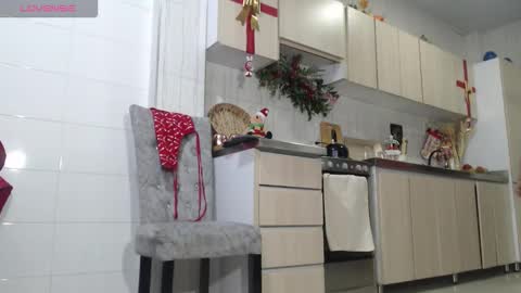 Jade online show from November 30, 9:08 pm