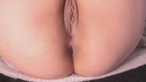 jadeestudios online show from January 23, 5:21 pm