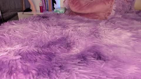 jadeestudios online show from September 23, 6:16 am