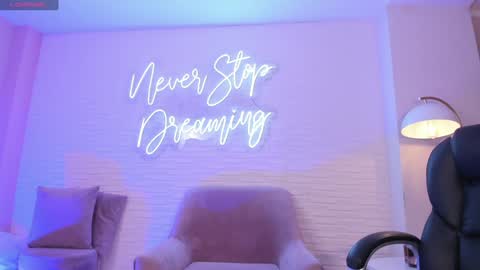 JADE EVANS online show from January 23, 11:58 pm