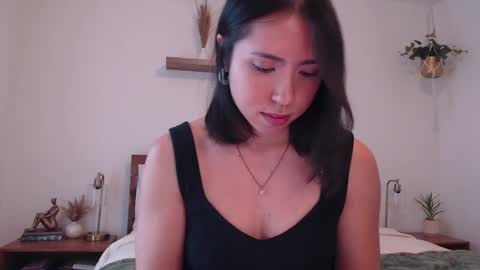 Jade Love online show from January 22, 8:49 pm