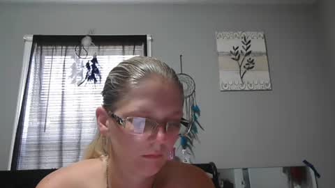 JadeLuv online show from June 28, 4:57 pm