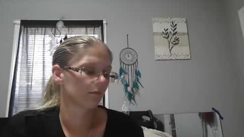 JadeLuv online show from July 21, 6:10 pm