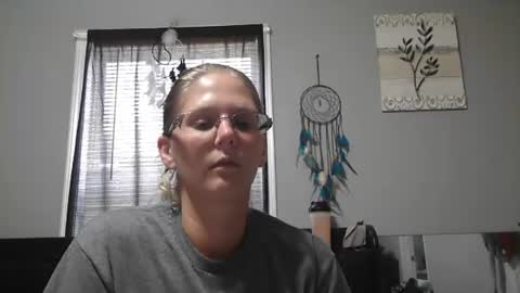 JadeLuv online show from July 28, 6:20 pm