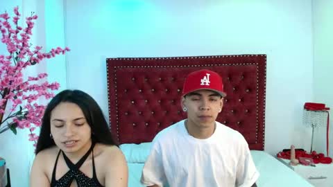 Snapshot of jaden_and_sofia chatting on May 26, 3:13 am Jaden and Sofia online show from May 26, 3:13 am