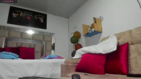 Jaden online show from April 28, 11:37 am