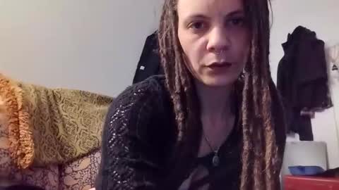 Snapshot of jader0se chatting on December 15, 7:34 am jader0se online show from December 15, 7:34 am