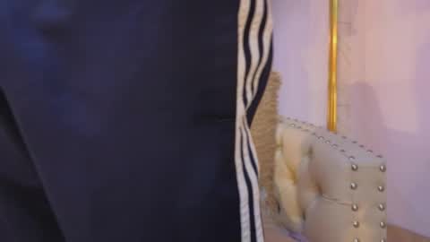 Snapshot of jadiel_stone chatting on May 29, 11:41 am Jadiel online show from May 29, 11:41 am