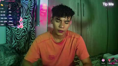 Snapshot of jaedasky_ chatting on December 2, 4:20 am javi15 online show from December 2, 4:20 am