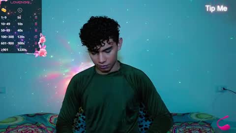 Snapshot of jaedasky_ chatting on December 24, 5:27 am javi15 online show from December 24, 5:27 am