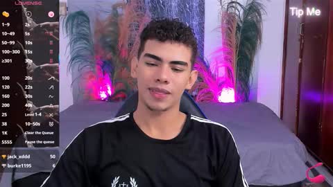 Snapshot of jaedasky_ chatting on December 5, 3:37 am javi15 online show from December 5, 3:37 am