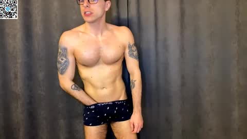 Snapshot of jaguar_777 chatting on April 26, 7:44 pm Alex online show from April 26, 7:44 pm