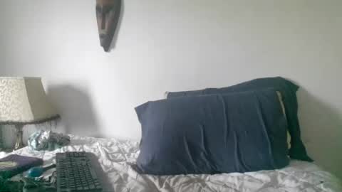 Snapshot of jahboican chatting on July 13, 11:35 am jahboican online show from July 13, 11:35 am