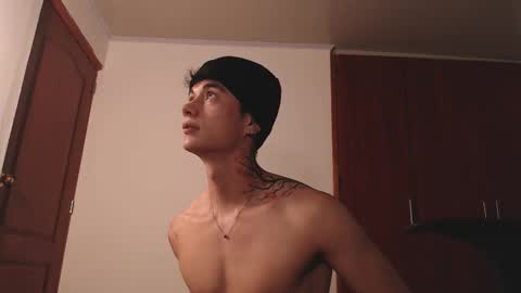 jaico_santos online show from December 1, 11:32 pm