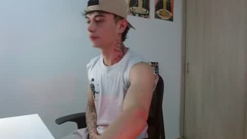 Snapshot of jaico_santos1 chatting on June 13, 11:13 pm Jaico online show from June 13, 11:13 pm
