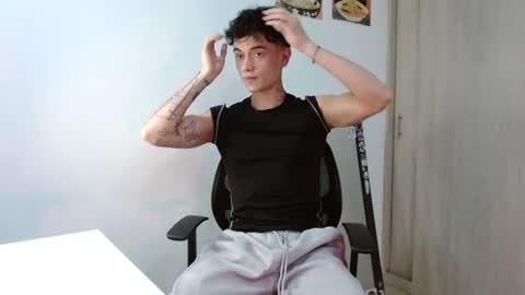 Snapshot of jaico_santos1 chatting on June 30, 11:28 pm Jaico online show from June 30, 11:28 pm