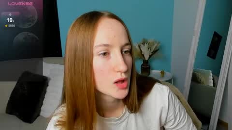 Snapshot of jaidii_ chatting on April 17, 2:42 pm Jeidi online show from April 17, 2:42 pm