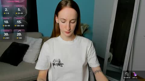 Snapshot of jaidii_ chatting on April 25, 2:03 pm Jeidi online show from April 25, 2:03 pm