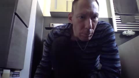 Snapshot of jak_81 chatting on May 19, 5:58 am jak_81 online show from May 19, 5:58 am