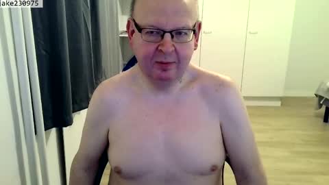 Snapshot of jake230975 chatting on April 2, 7:22 pm Jake2309 online show from April 2, 7:22 pm