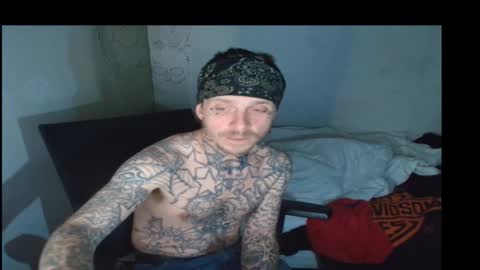 showingitoff online show from March 1, 9:55 am