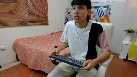 jake_falcon online show from July 16, 11:27 am