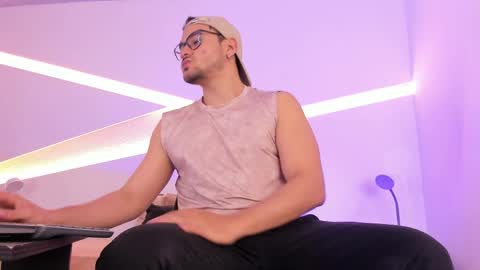 Jake  online show from April 24, 2:58 am