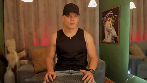 Snapshot of jakee_tyler chatting on June 20, 6:11 pm Jake Tyler online show from June 20, 6:11 pm