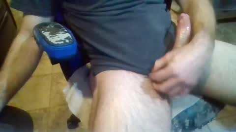 Snapshot of jakesgotasnake1 chatting on December 18, 7:14 am jakesgotasnake1 online show from December 18, 7:14 am