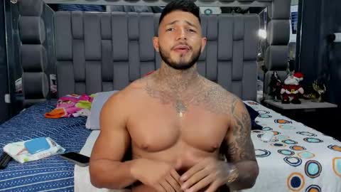 my name is sebas If you come here dont hesitate to say hello Im a guy who really likes having conversations and having hot online show from May 4, 10:39 pm