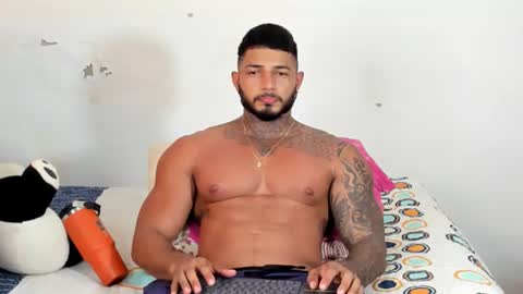 Snapshot of jaketayler10 chatting on July 7, 5:28 pm my name is sebas If you come here dont hesitate to say hello Im a guy who really likes having conversations and having hot online show from July 7, 5:28 pm