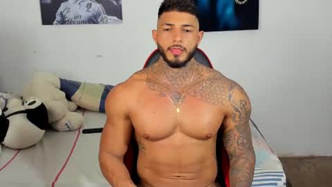Snapshot of jaketayler10 chatting on July 31, 5:34 pm my name is sebas If you come here dont hesitate to say hello Im a guy who really likes having conversations and having hot online show from July 31, 5:34 pm