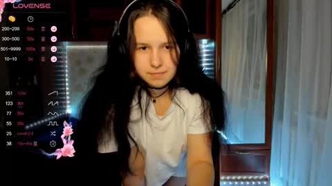 Lisa online show from October 31, 5:47 pm