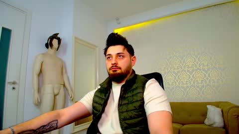 JalenPenn online show from March 15, 5:24 am