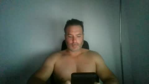 jam3s5959 online show from July 2, 4:46 pm