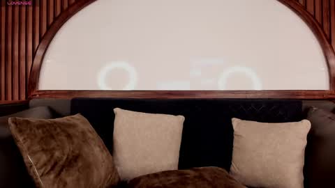 Snapshot of jamalmyst_ chatting on May 22, 7:08 pm online show from May 22, 7:08 pm