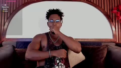 Snapshot of jamalmyst_ chatting on June 3, 8:47 pm online show from June 3, 8:47 pm