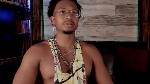 Snapshot of jamalmyst_ chatting on July 27, 8:16 pm online show from July 27, 8:16 pm