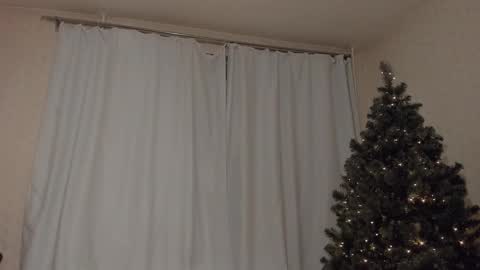 Snapshot of jame_flow chatting on December 12, 3:05 pm Hey there Im Jame online show from December 12, 3:05 pm