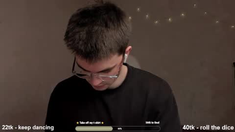 Snapshot of jame_flow chatting on March 4, 2:49 am Hey there Im Jame online show from March 4, 2:49 am