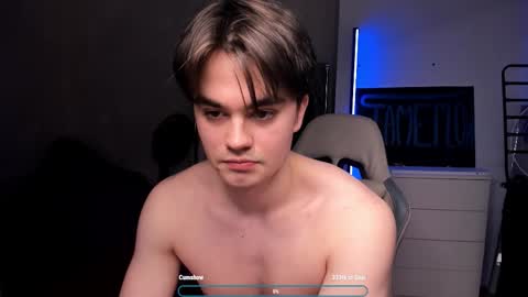 Snapshot of jame_flow chatting on February 15, 9:22 pm Hey there Im Jame online show from February 15, 9:22 pm