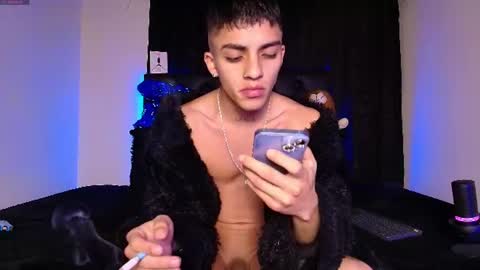 LeonardoInsta LeonardoperezcoPvt open online show from June 11, 10:24 am