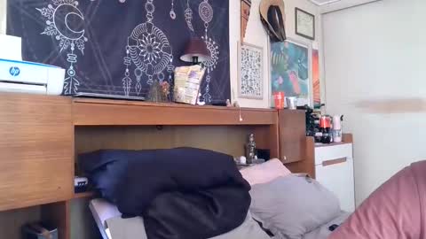 James online show from March 7, 9:12 pm